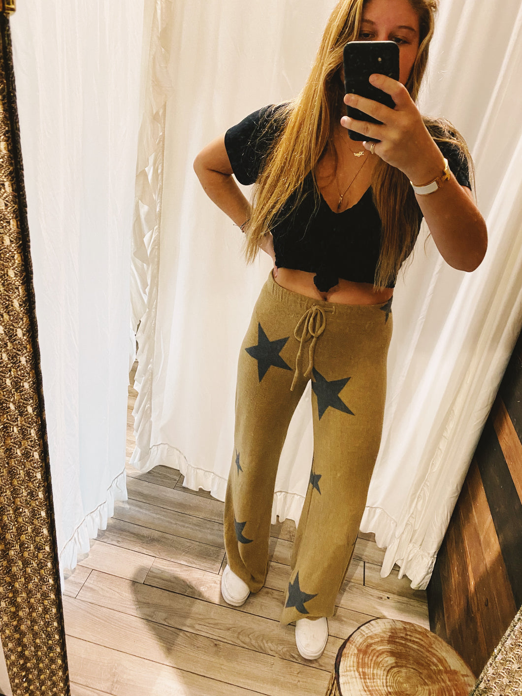 woman's star pants